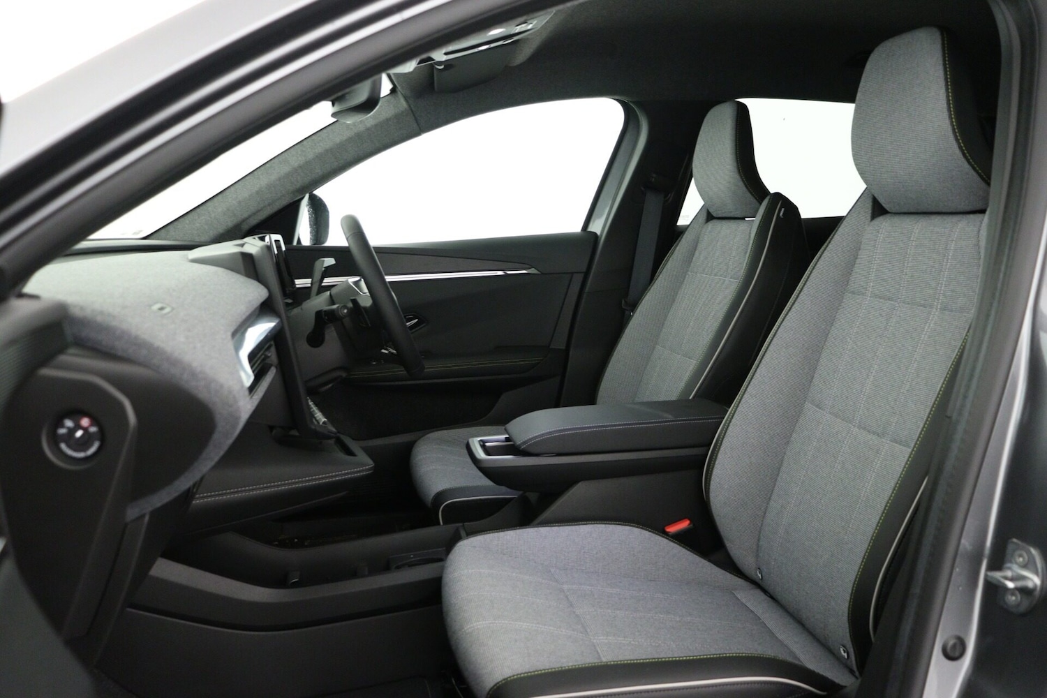 Used Renault Scenic E-Tech 2024 for sale - 76871825: Photo 12