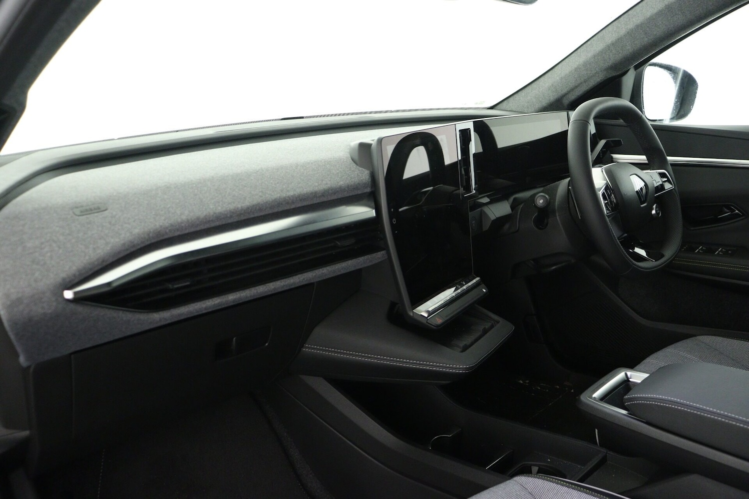 Used Renault Scenic E-Tech 2024 for sale - 76871825: Photo 13