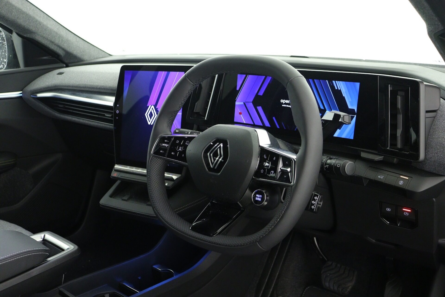 Used Renault Scenic E-Tech 2024 for sale - 76871825: Photo 15