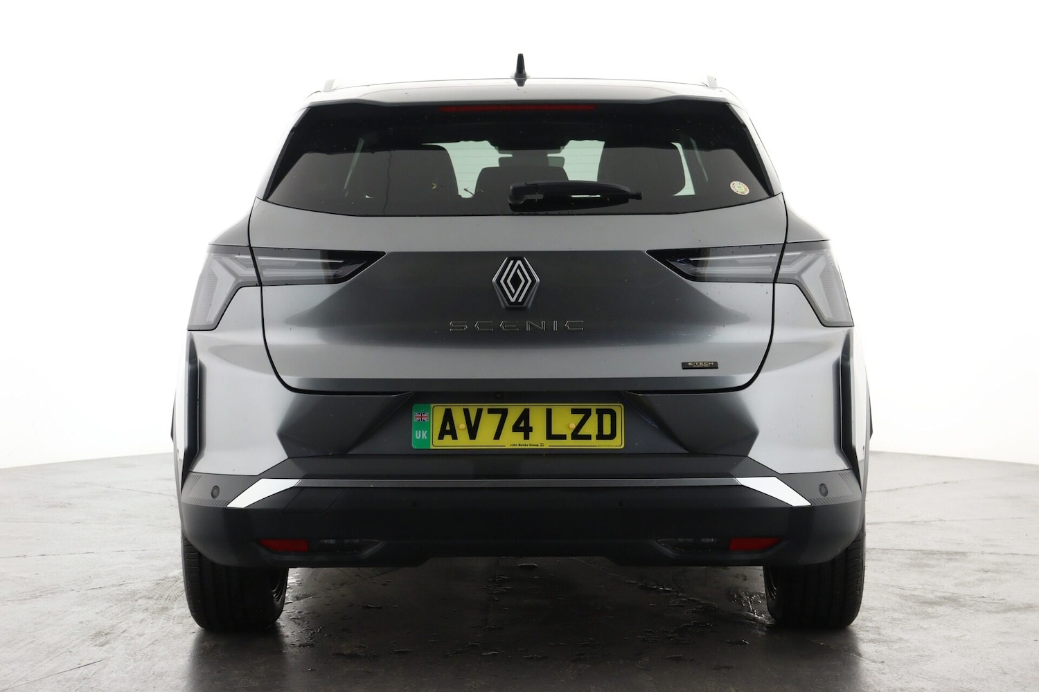 Used Renault Scenic E-Tech 2024 for sale - 76871825: Photo 2