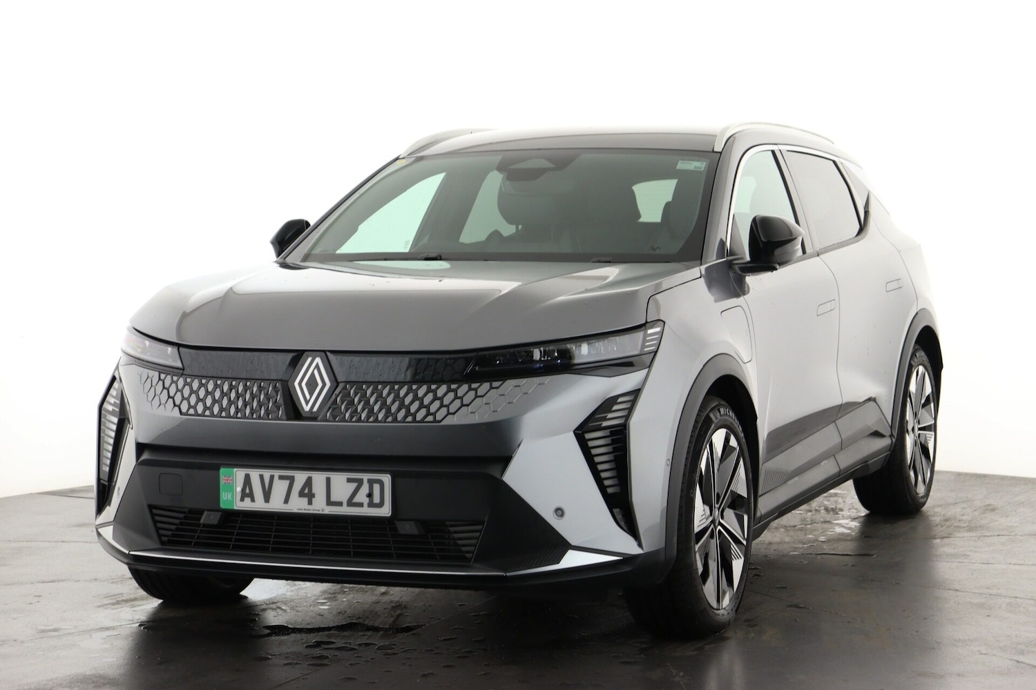 Used Renault Scenic E-Tech 2024 for sale - 76871825: Photo 7