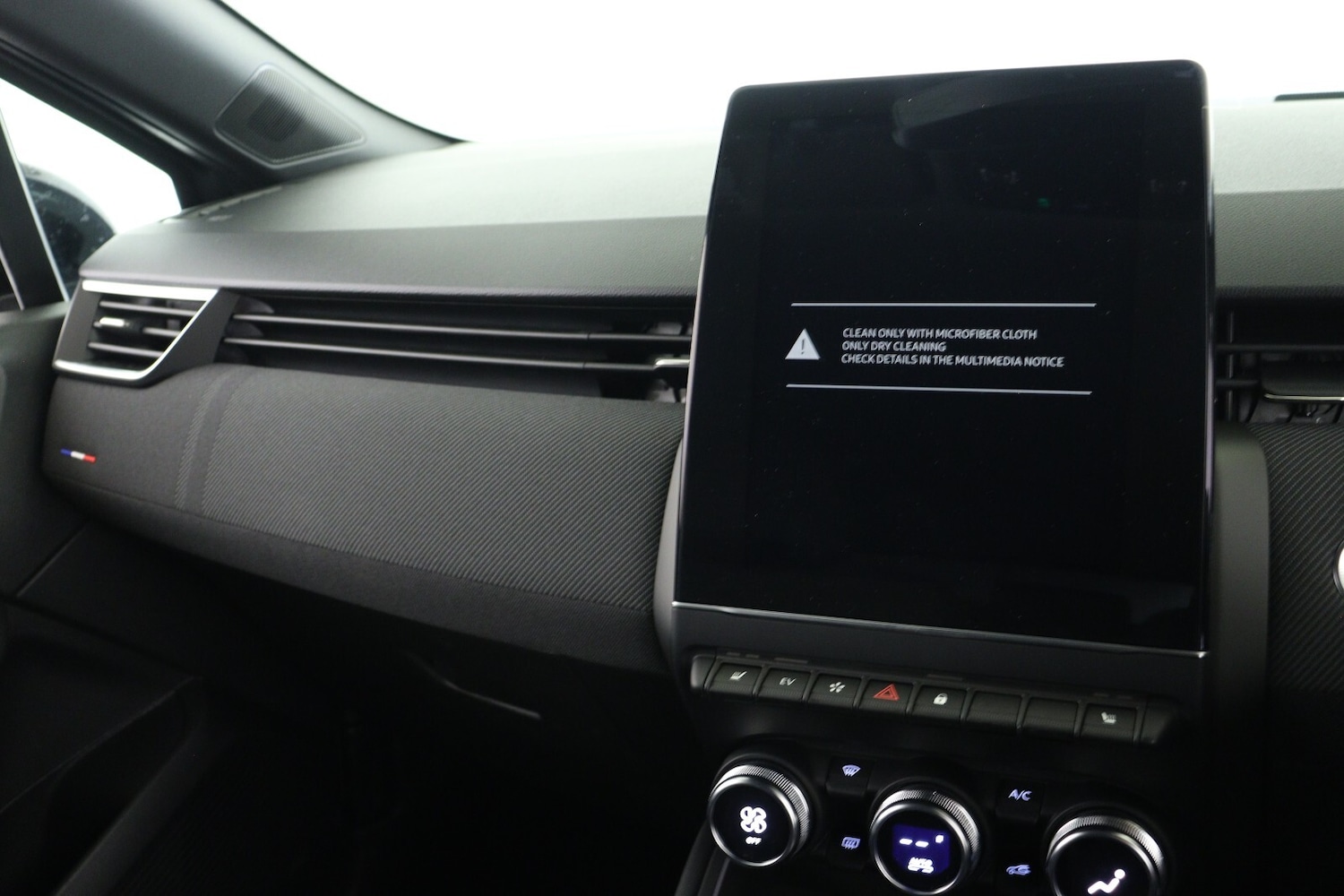 Used Renault Clio 2025 for sale - 77025454: Photo 15