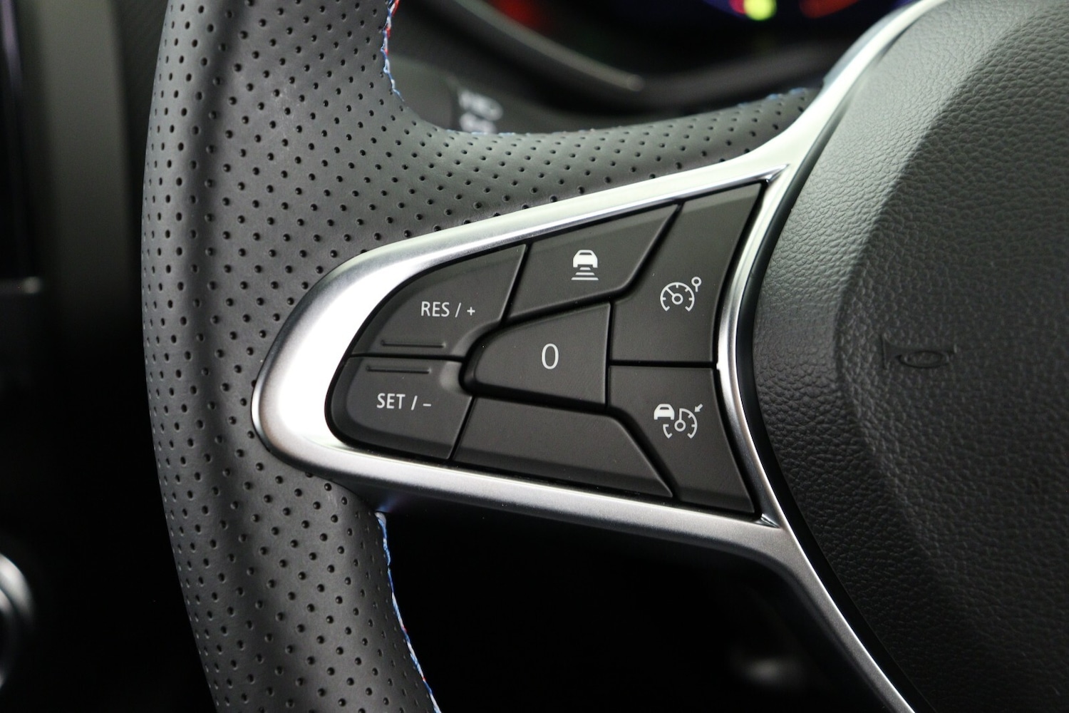 Used Renault Clio 2025 for sale - 77025454: Photo 19