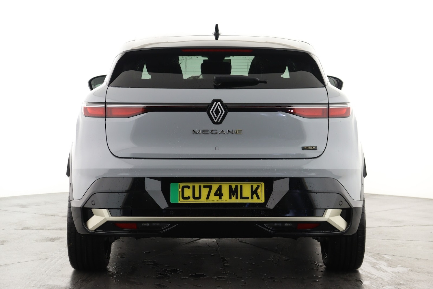 Used Renault Megane E Tech 2025 for sale - 77934246: Photo 2