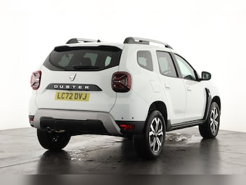 Used Dacia Duster 2023 for sale - 76479797: Photo
