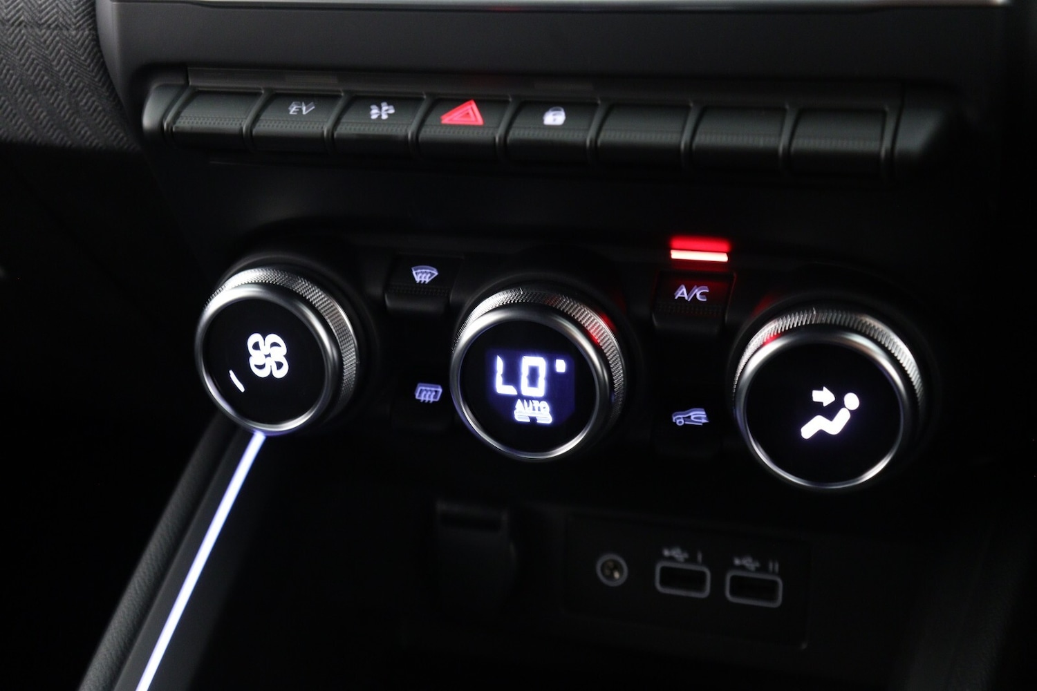 Used Renault Clio 2025 for sale - 76871147: Photo 20