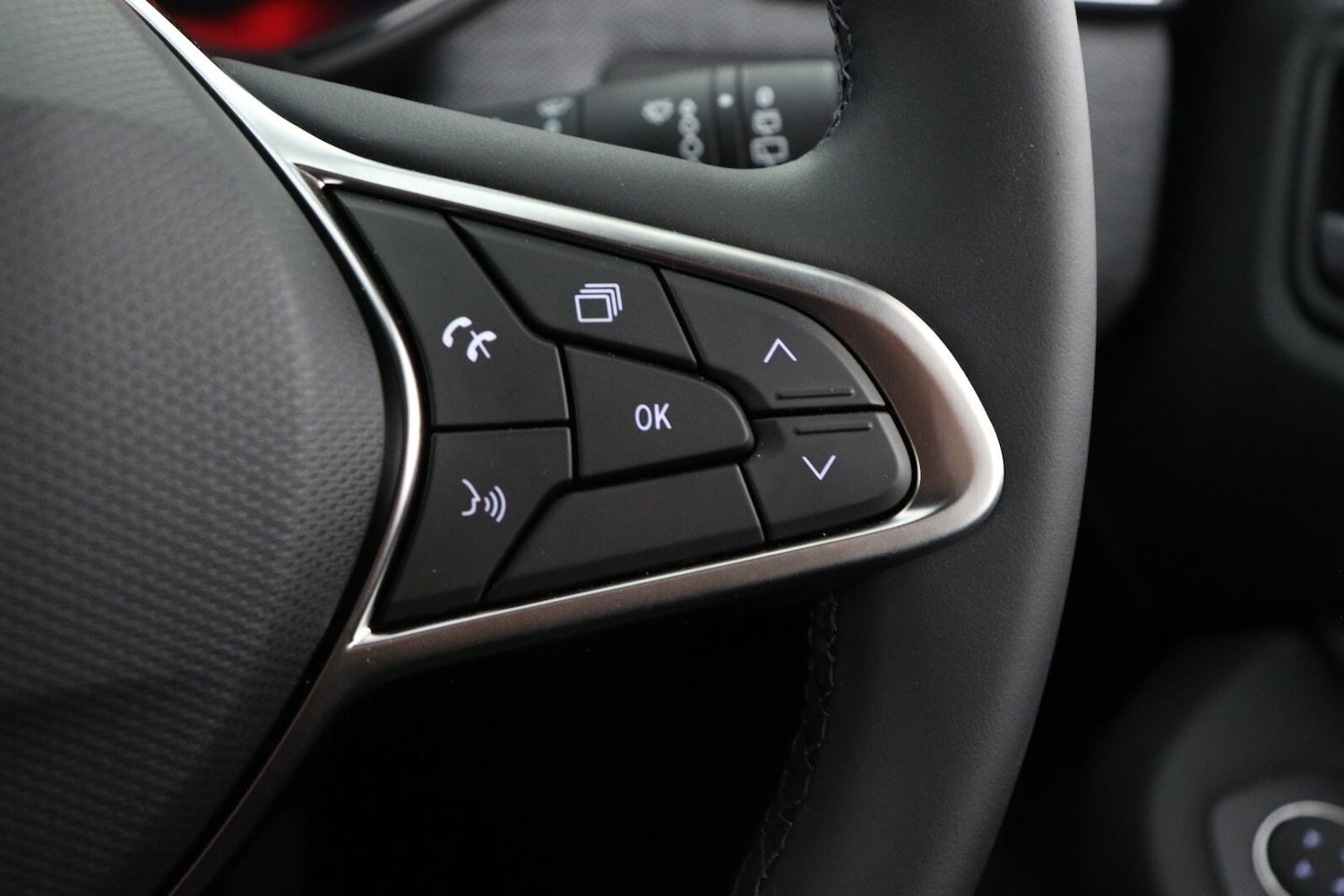 Used Renault Clio 2025 for sale - 76871147: Photo 24