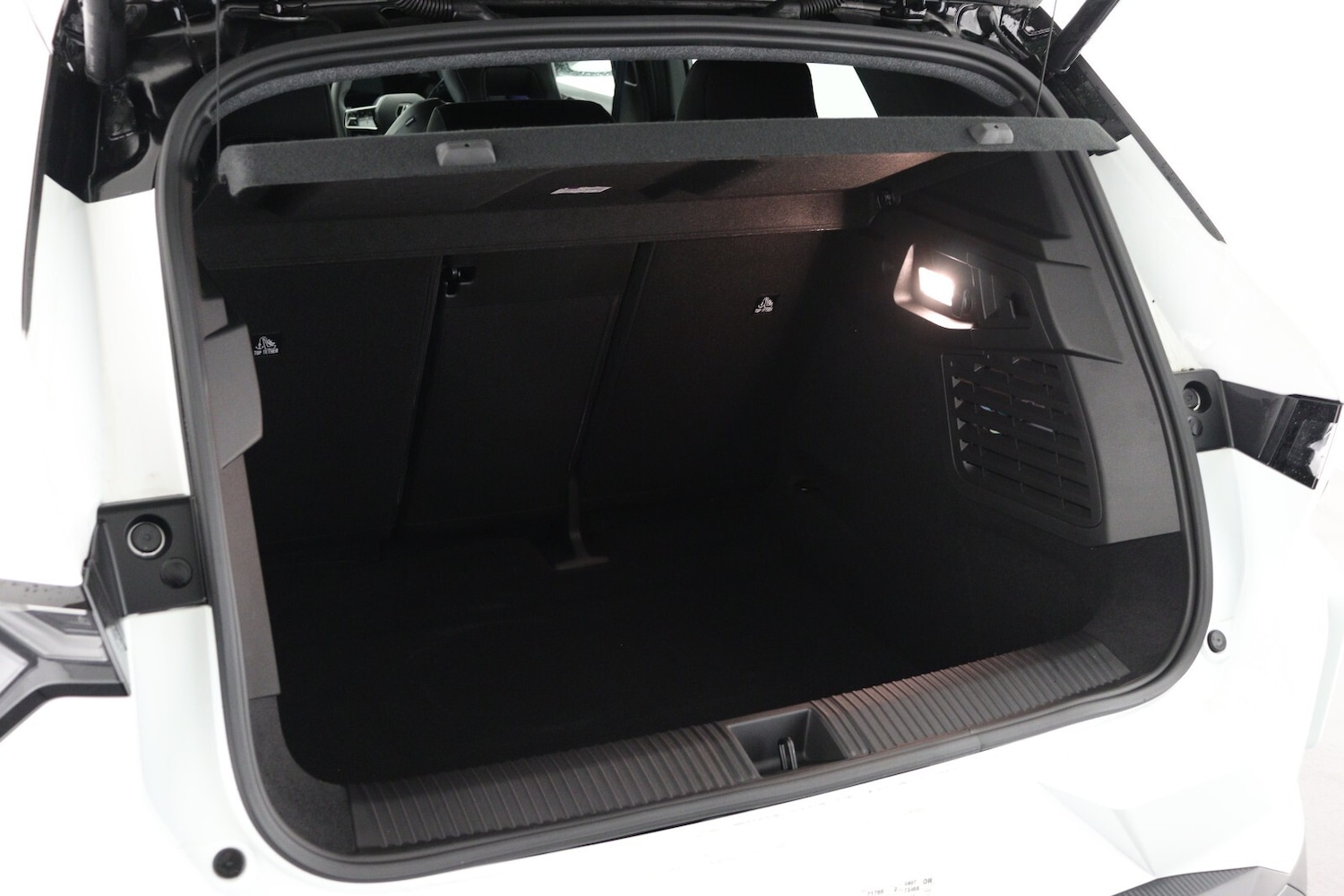 Used Renault Scenic E-Tech 2026 for sale - 77614430: Photo 9