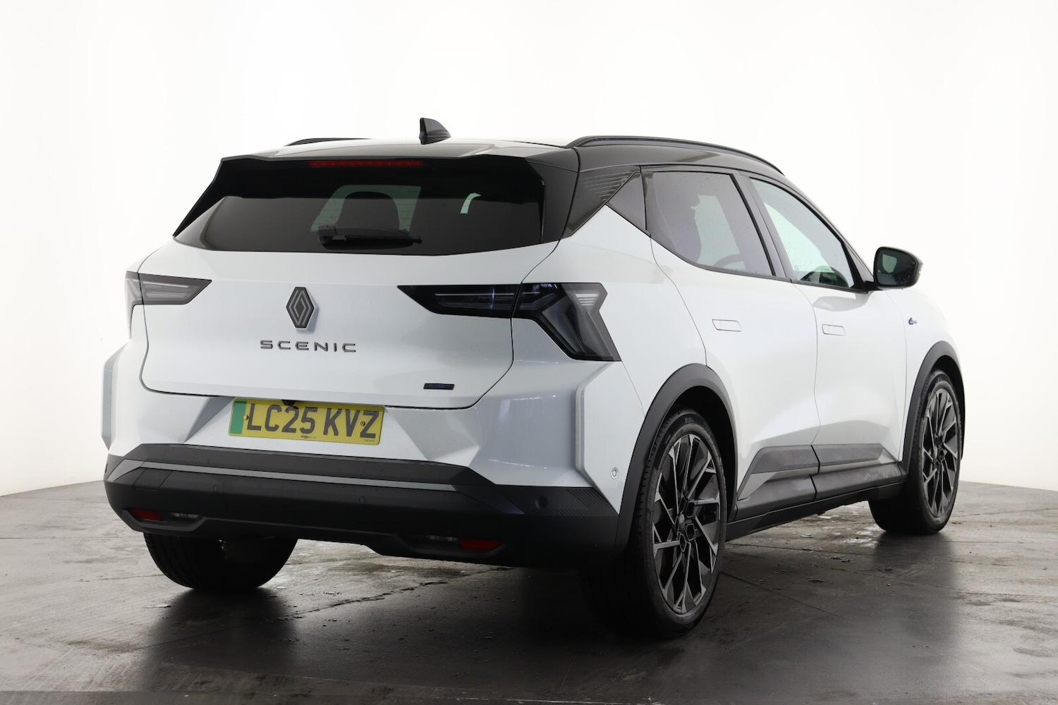 Used Renault Scenic E-Tech 2025 for sale - 77917943: Photo 3