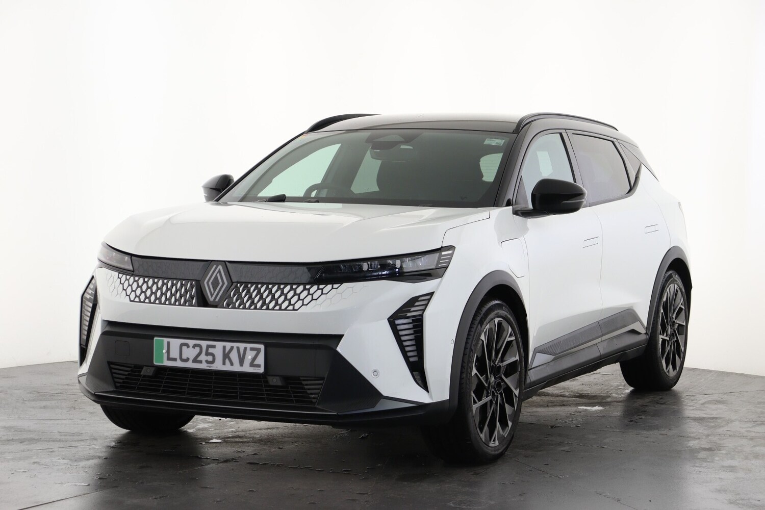 Used Renault Scenic E-Tech 2025 for sale - 77917943: Photo 7