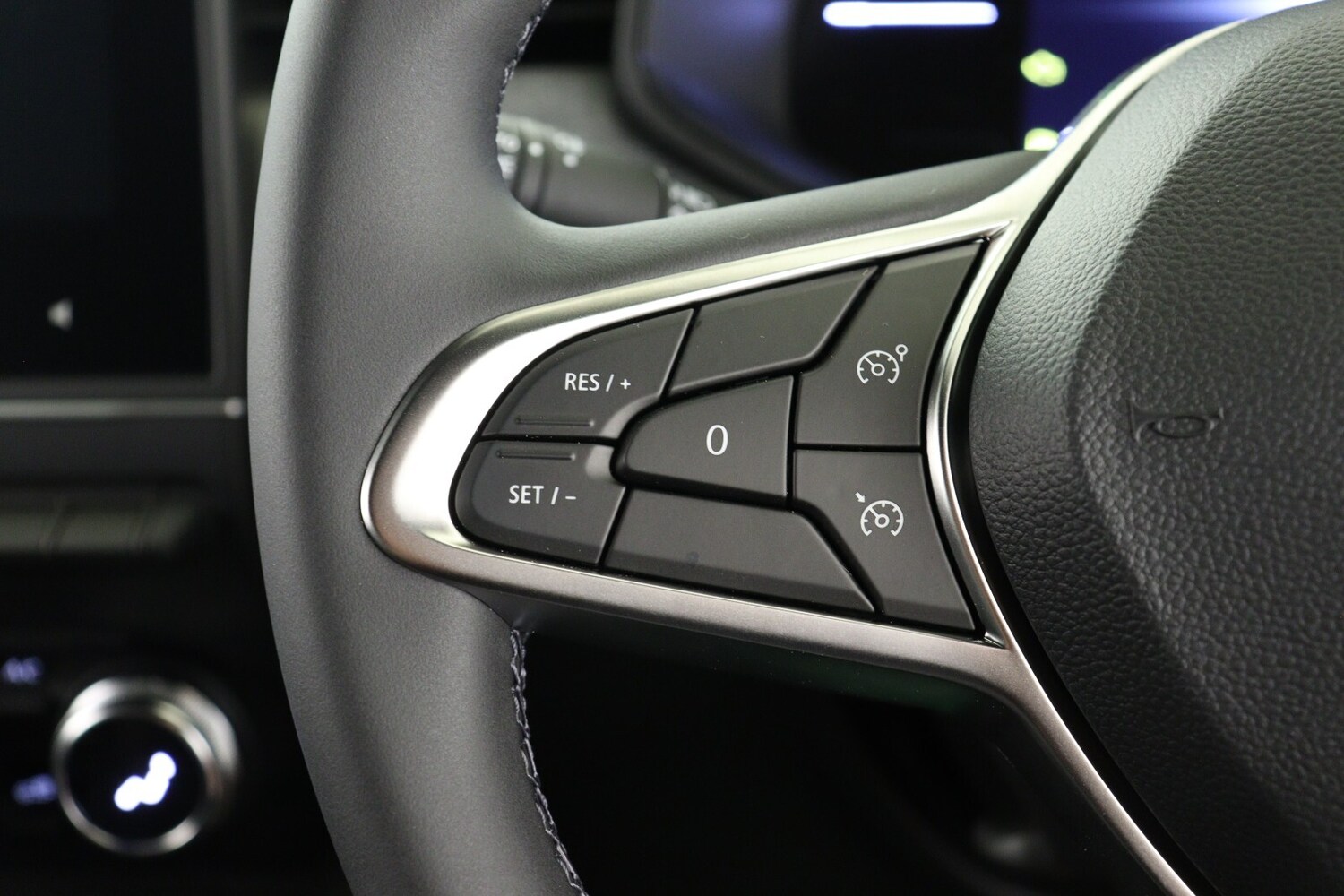 Used Renault Clio 2025 for sale - 77025417: Photo 19