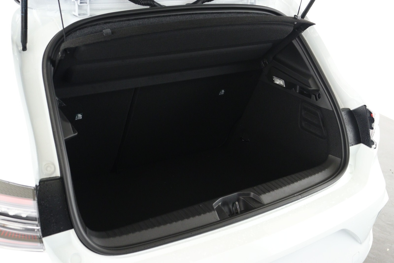 Used Renault Clio 2025 for sale - 77025417: Photo 9