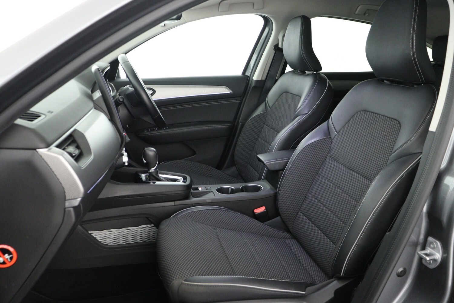 Used Renault Arkana 2022 for sale - 76523533: Photo 11