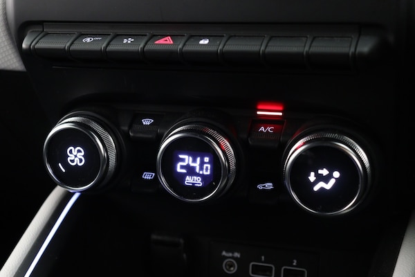Used Renault Clio 2022 for sale - 76255044: Photo 20