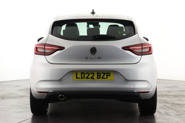 Used Renault Clio 2022 for sale - 76255044: Photo 2