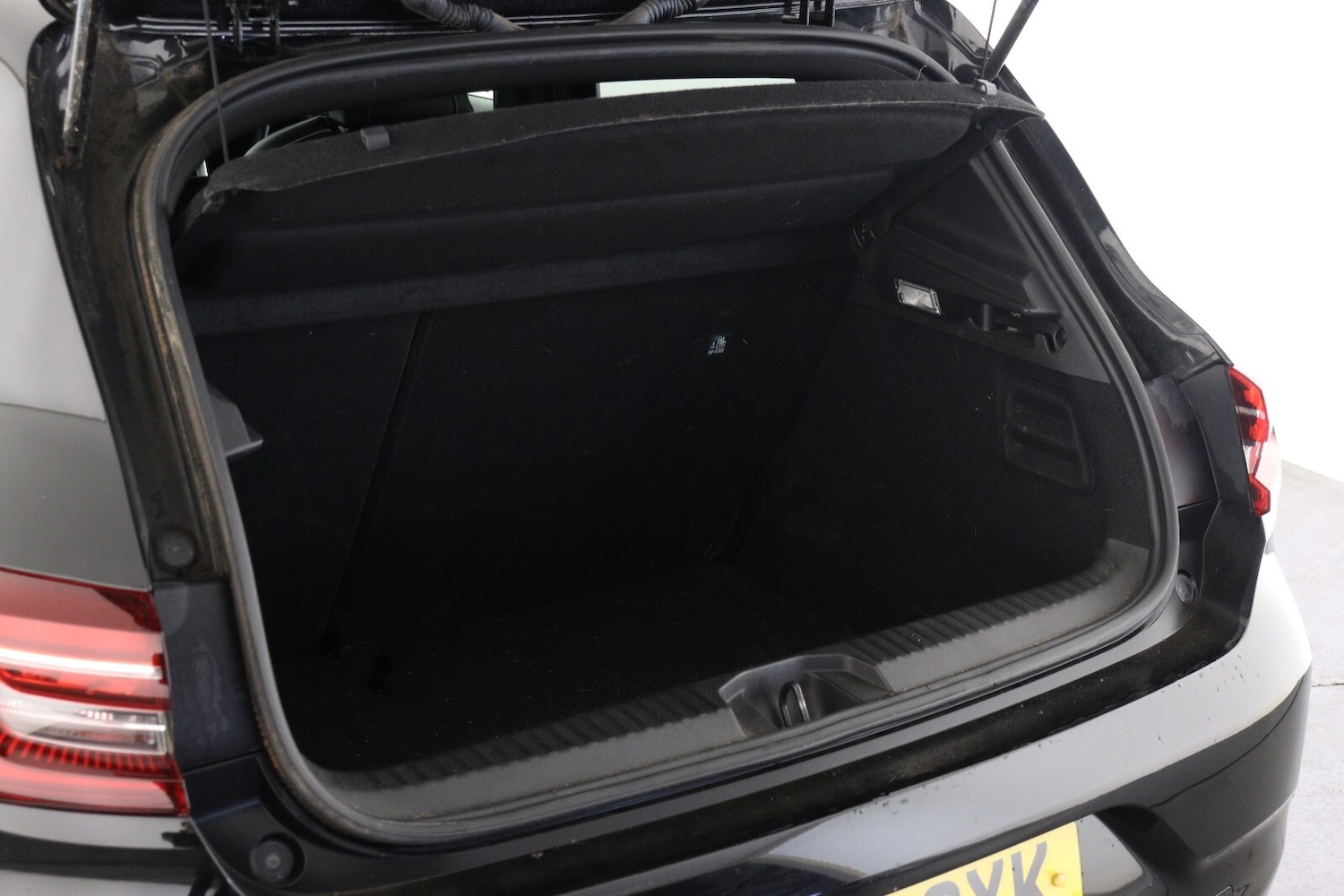 Used Renault Clio 2022 for sale - 77483031: Photo 11