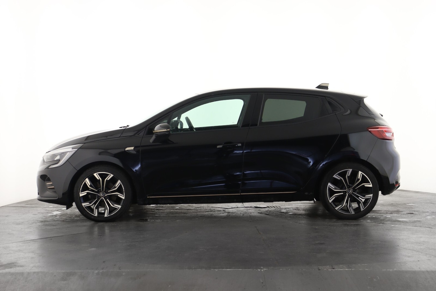Used Renault Clio 2022 for sale - 77483031: Photo 8