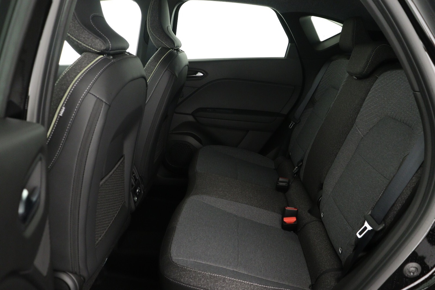 Used Renault Captur 2025 for sale - 76615418: Photo 12