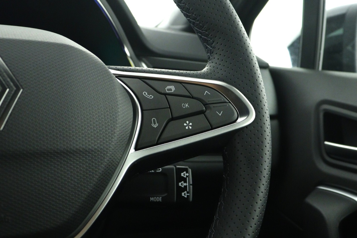 Used Renault Captur 2025 for sale - 76615418: Photo 22