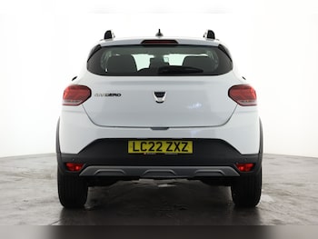 Used Dacia Sandero Stepway 2022 for sale - 76184004: Photo 2