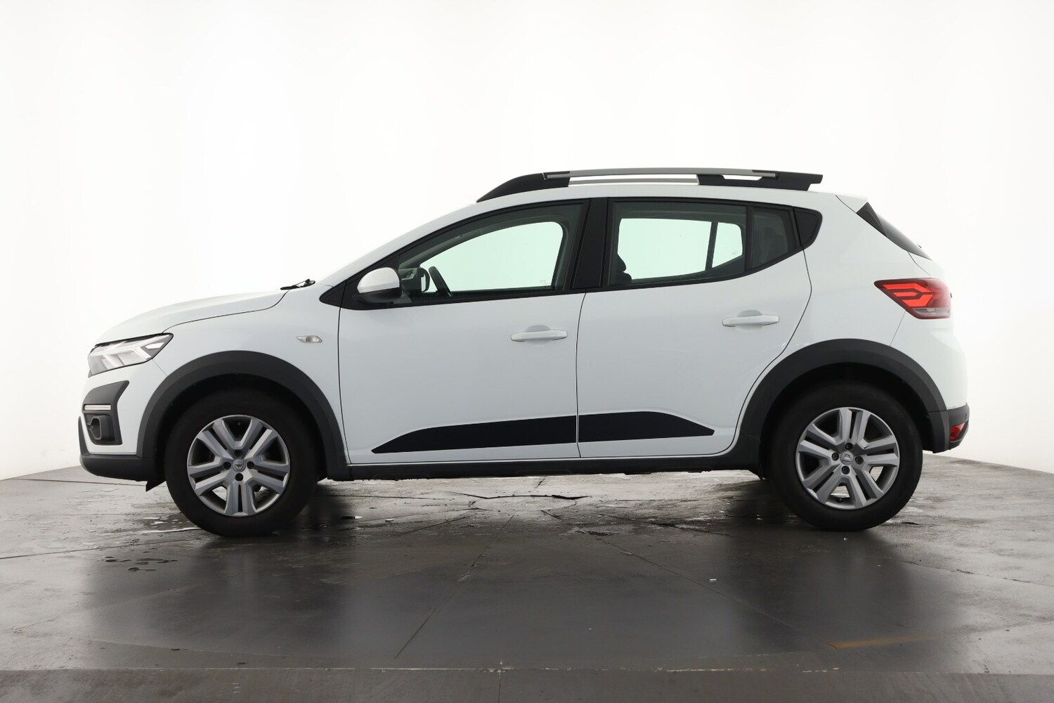 Used Dacia Sandero Stepway 2022 for sale - 76184004: Photo 8