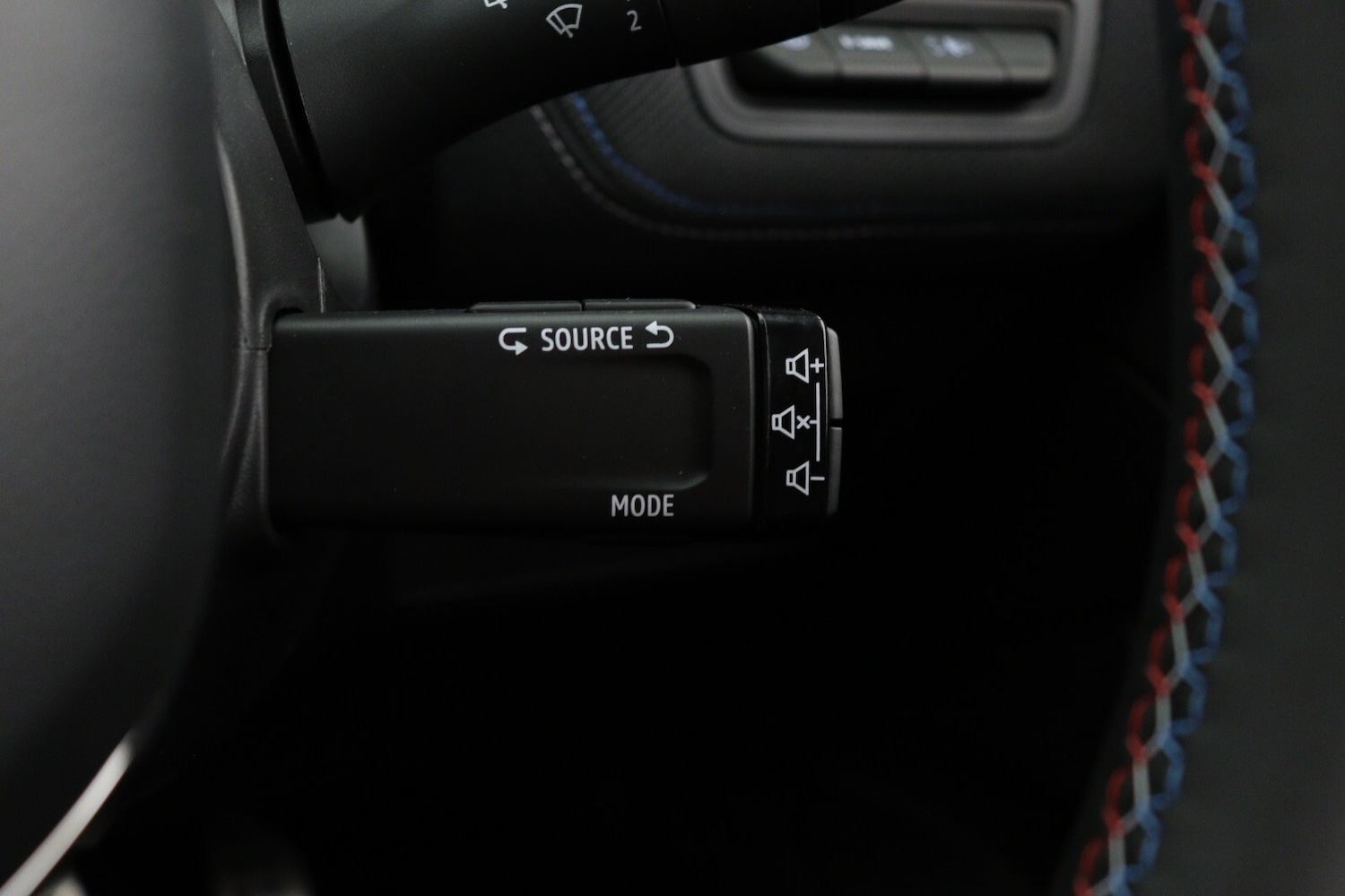 Used Renault Captur 2025 for sale - 76869709: Photo 27