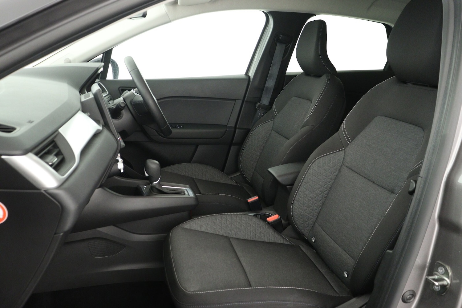 Used Renault Captur 2023 for sale - 76873148: Photo 10