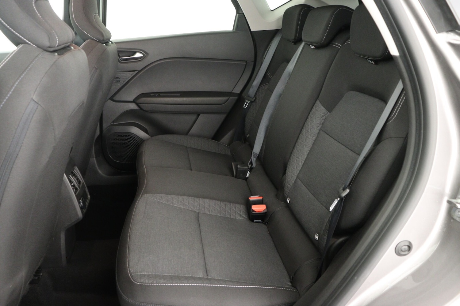 Used Renault Captur 2023 for sale - 76873148: Photo 12