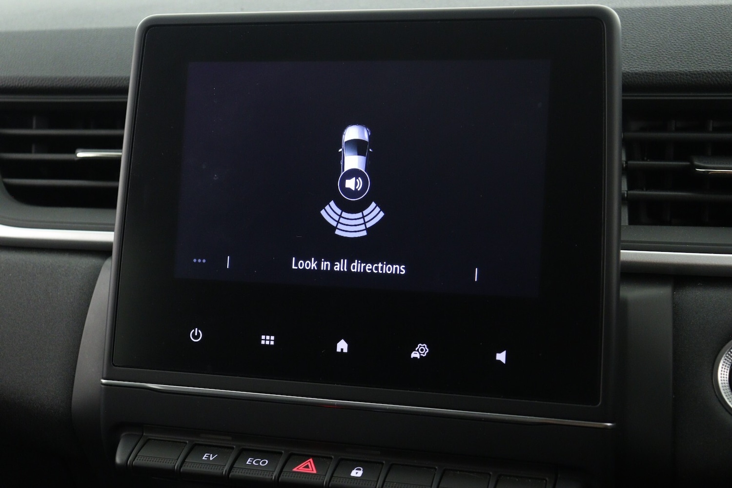 Used Renault Captur 2023 for sale - 76873148: Photo 19