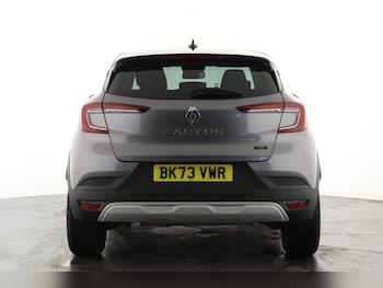 Used Renault Captur 2023 for sale - 76873148: Photo