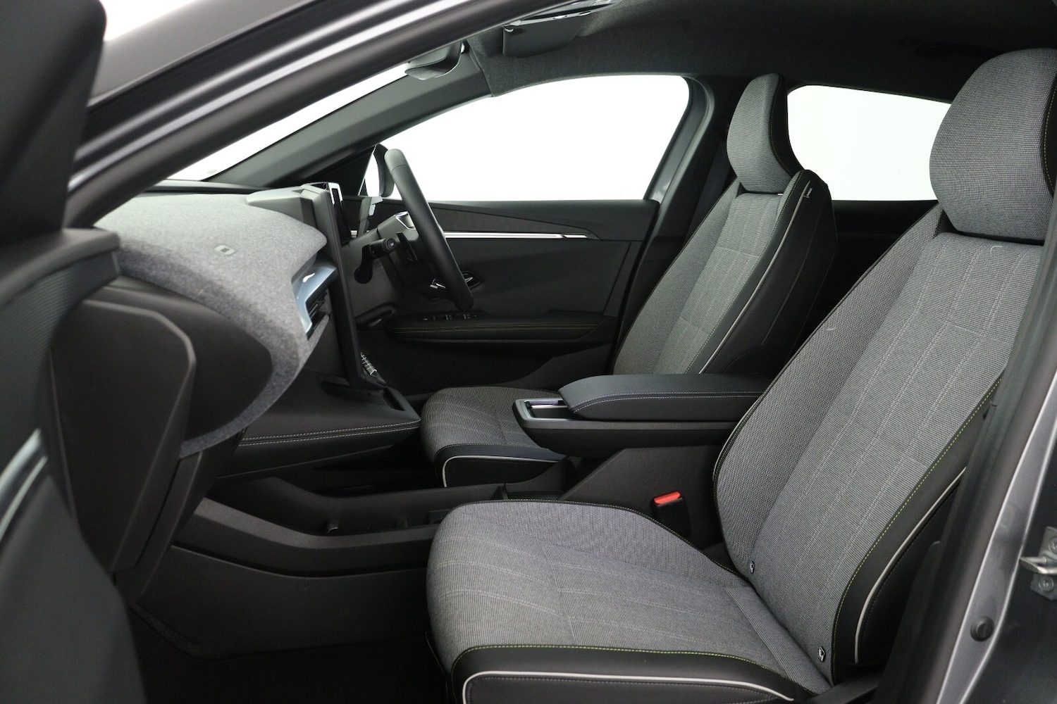 Used Renault Megane E Tech 2024 for sale - 76870367: Photo 11