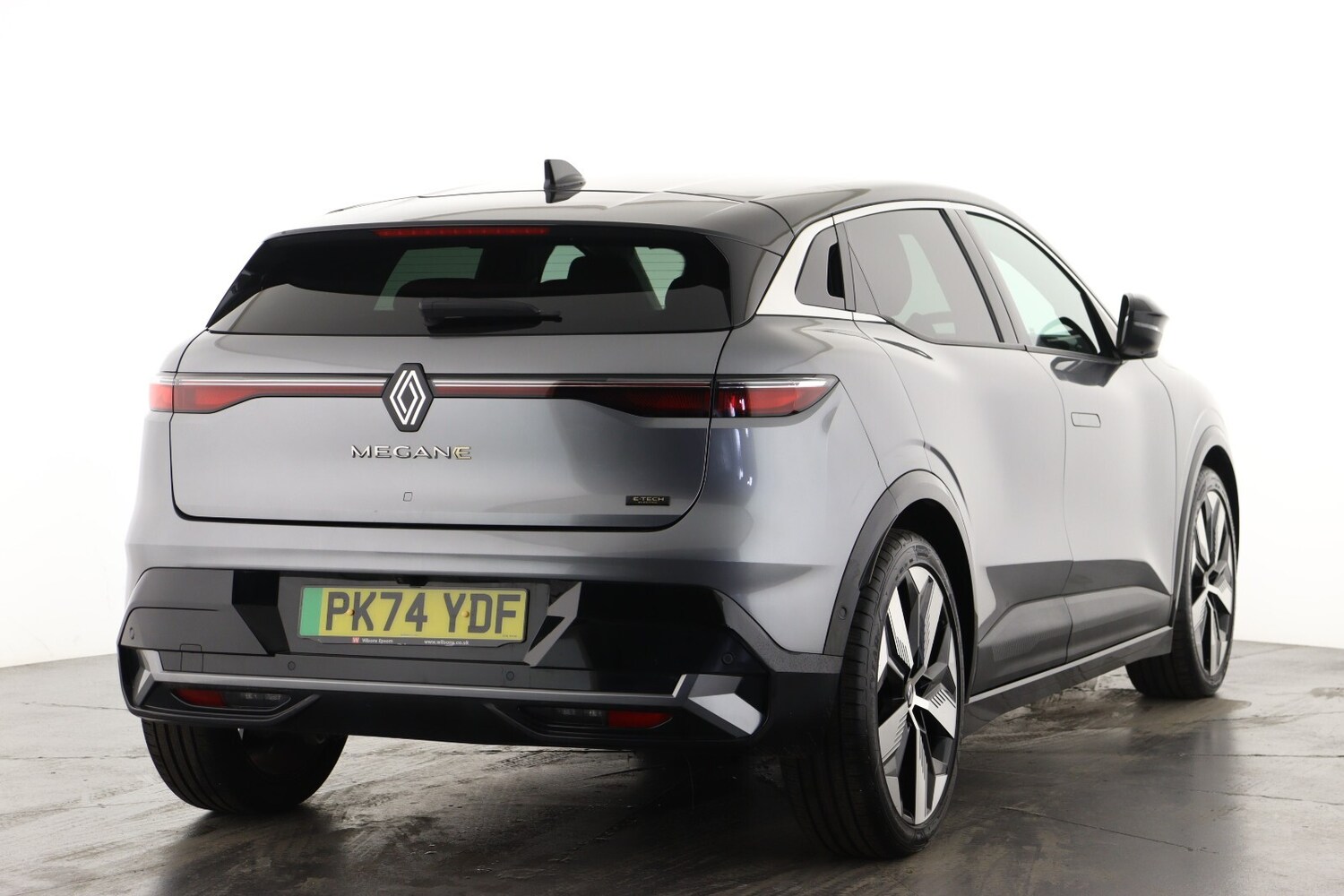 Used Renault Megane E Tech 2024 for sale - 76870367: Photo 3