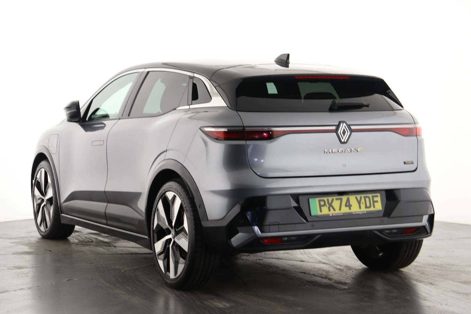 Used Renault Megane E Tech 2024 for sale - 76870367: Photo 9
