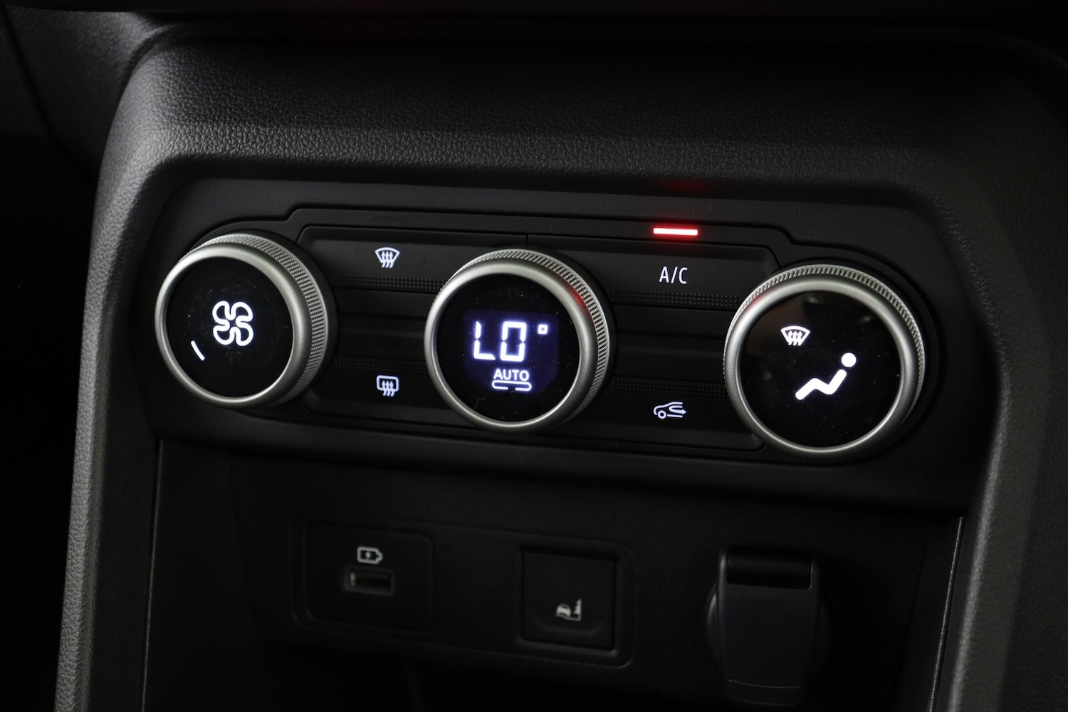 Used Dacia Jogger 2024 for sale - 76328343: Photo 24