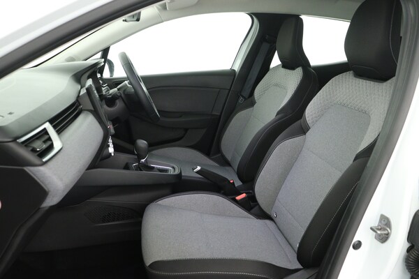 Used Renault Clio 2024 for sale - 75763568: Photo 11