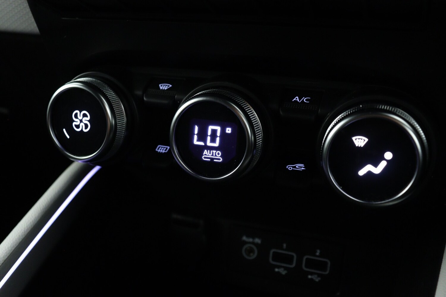 Used Renault Clio 2023 for sale - 76872930: Photo 19