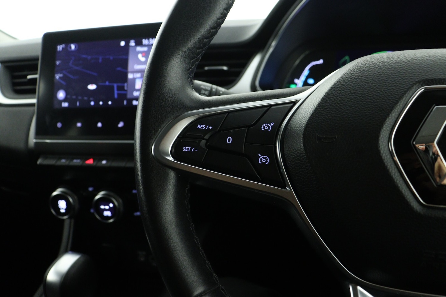 Used Renault Captur 2022 for sale - 76874842: Photo 18