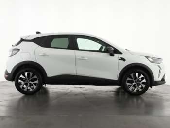 Used Renault Captur 2025 for sale - 75324407: Photo