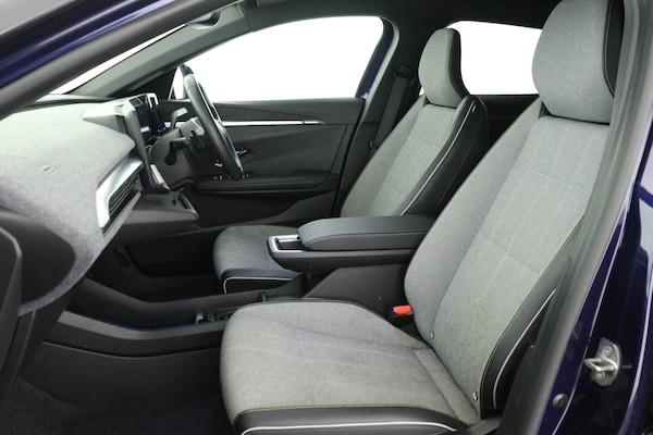 Used Renault Megane E Tech 2023 for sale - 75771535: Photo 11