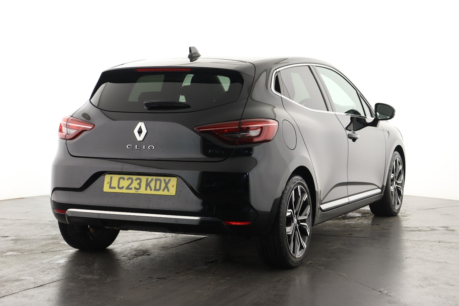 Used Renault Clio 2023 for sale - 76870054: Photo 3