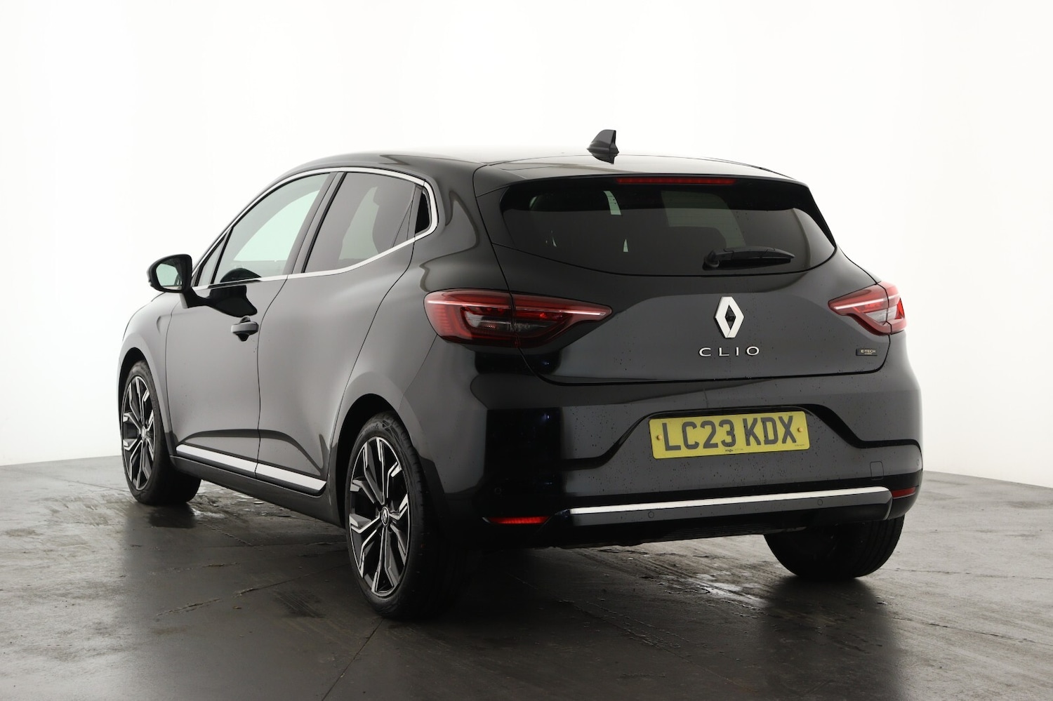 Used Renault Clio 2023 for sale - 76870054: Photo 9