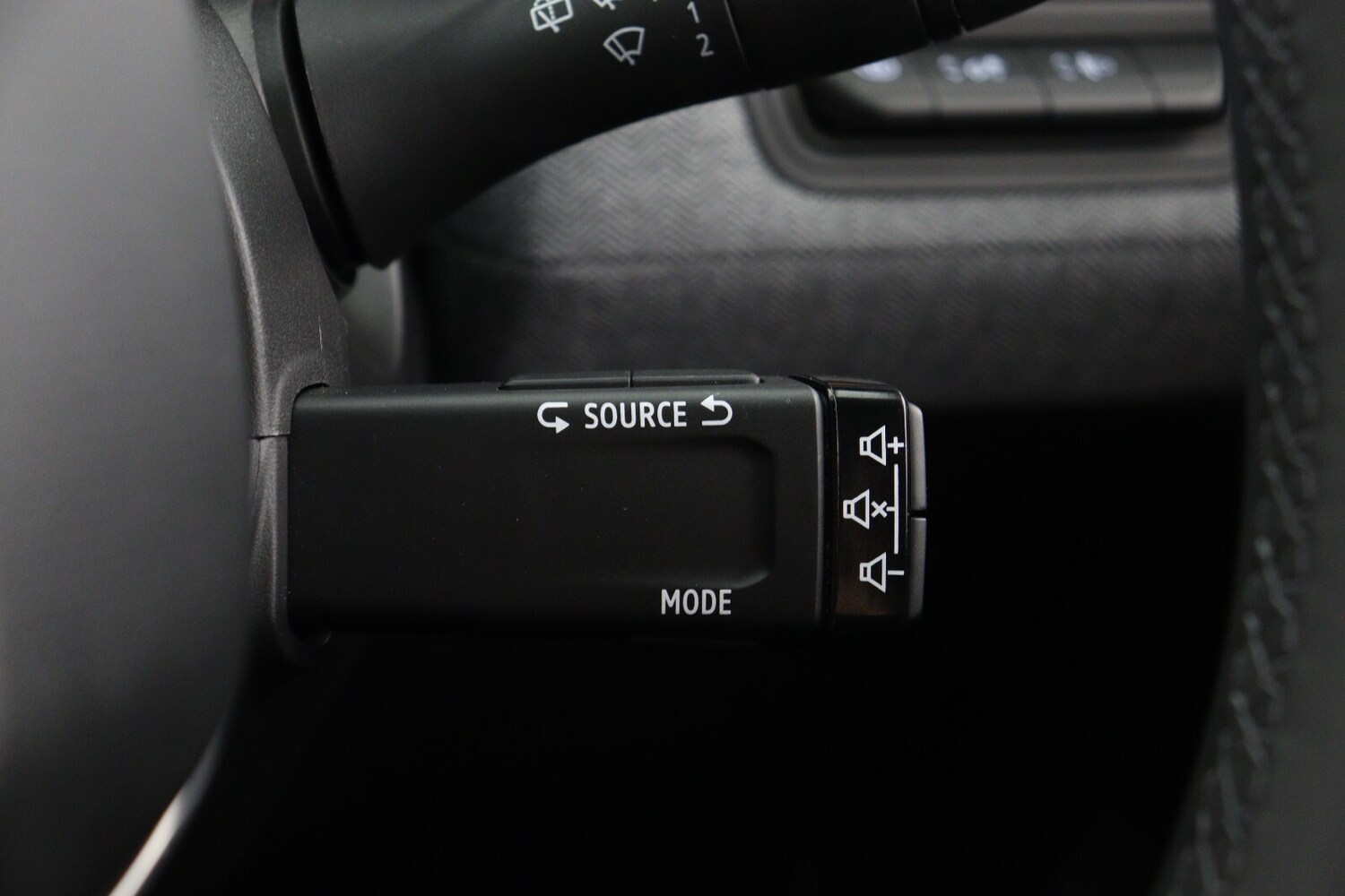 Used Renault Clio 2024 for sale - 77627605: Photo 27