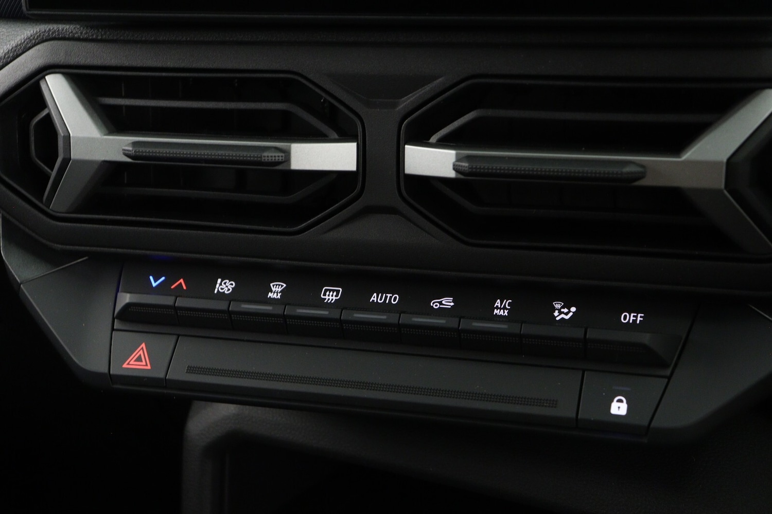 Used Dacia Duster 2026 for sale - 77105922: Photo 16