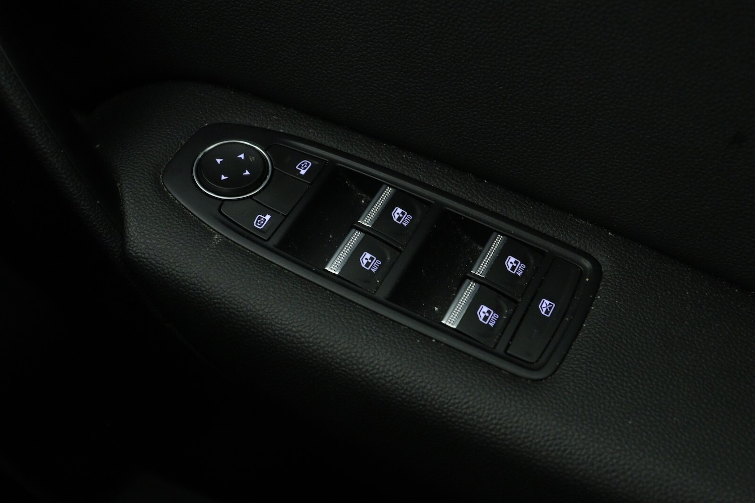 Used Renault Captur 2022 for sale - 76684297: Photo 23