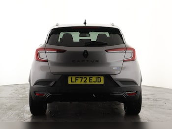 Used Renault Captur 2022 for sale - 76684297: Photo