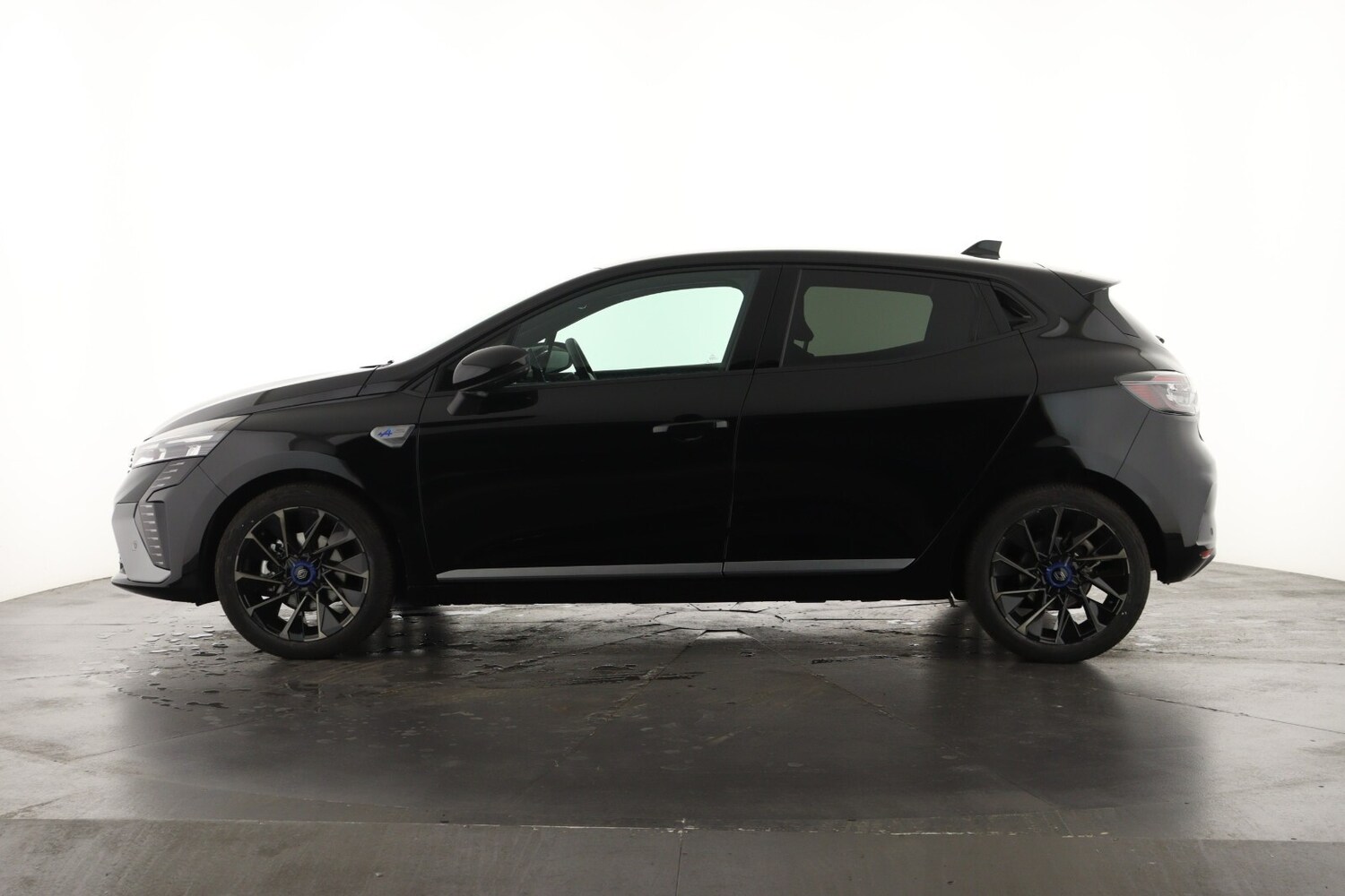 Used Renault Clio 2024 for sale - 76037745: Photo 8