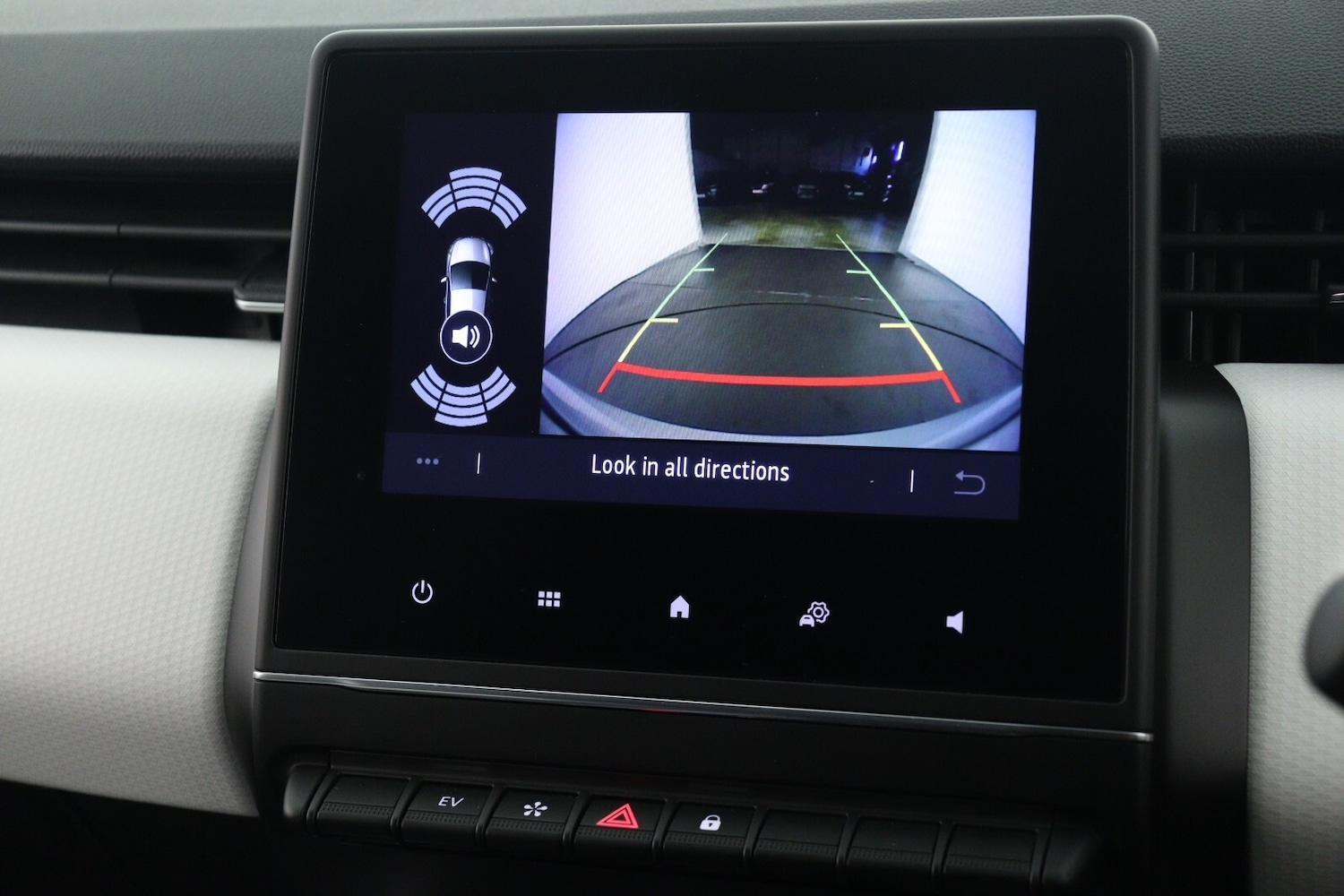 Used Renault Clio 2022 for sale - 76870021: Photo 20