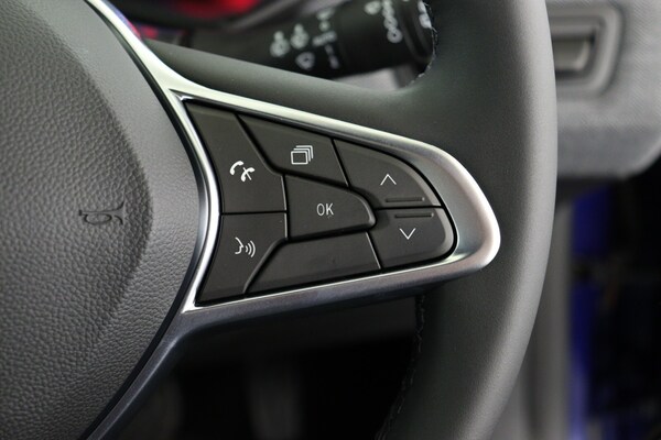 Used Renault Clio 2025 for sale - 76312053: Photo 24