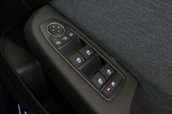 Used Renault Clio 2025 for sale - 76312053: Photo 26