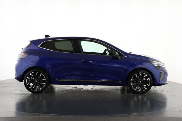 Used Renault Clio 2025 for sale - 76312053: Photo 4